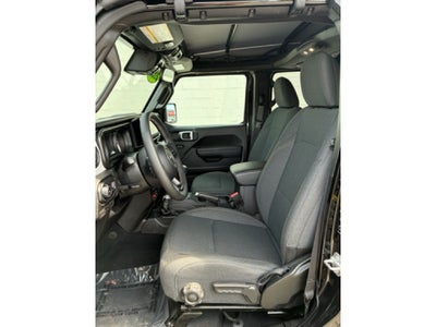 2025 Jeep Wrangler 4-Door Willys 4x4