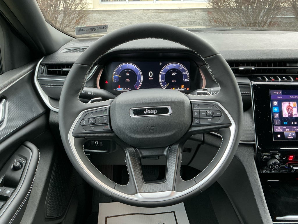 2025 Jeep Grand Cherokee GRAND CHEROKEE ALTITUDE 4X4