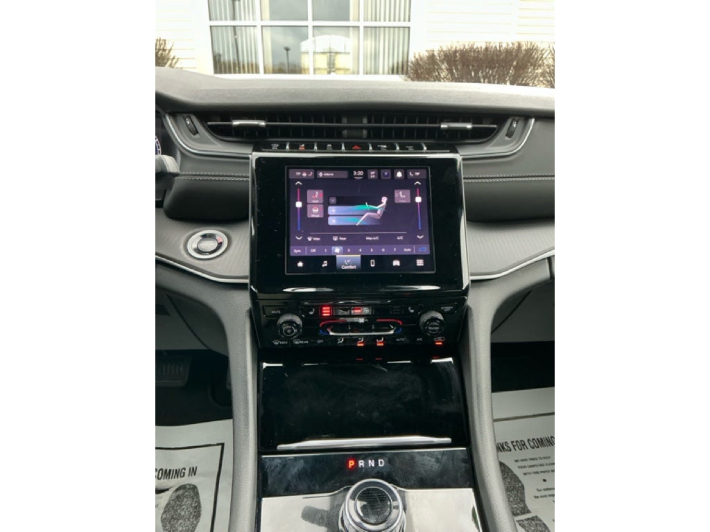 2025 Jeep Grand Cherokee GRAND CHEROKEE ALTITUDE 4X4