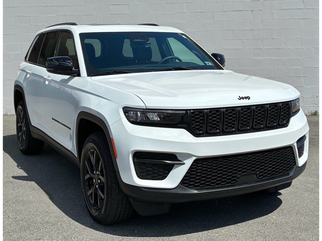 2025 Jeep Grand Cherokee Altitude X 4x4