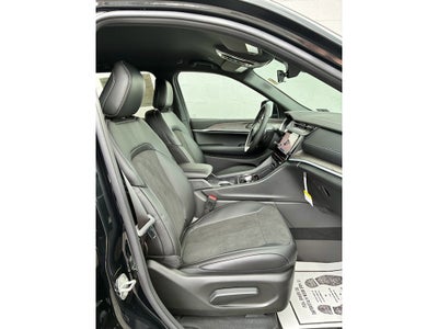2026 Jeep Grand Cherokee LAREDO ALTITUDE 4X4
