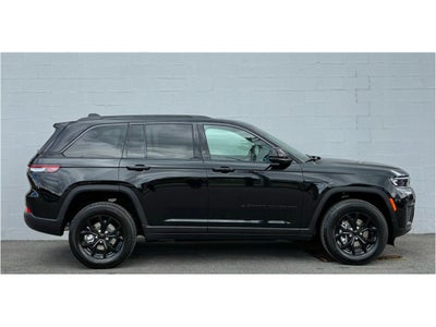 2026 Jeep Grand Cherokee LAREDO ALTITUDE 4X4