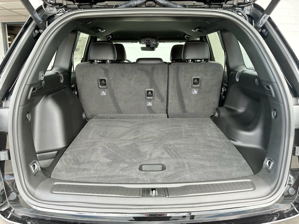 2026 Jeep Grand Cherokee LAREDO ALTITUDE 4X4