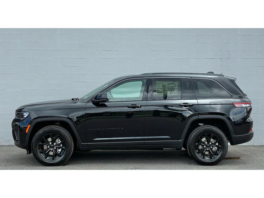 2026 Jeep Grand Cherokee LAREDO ALTITUDE 4X4