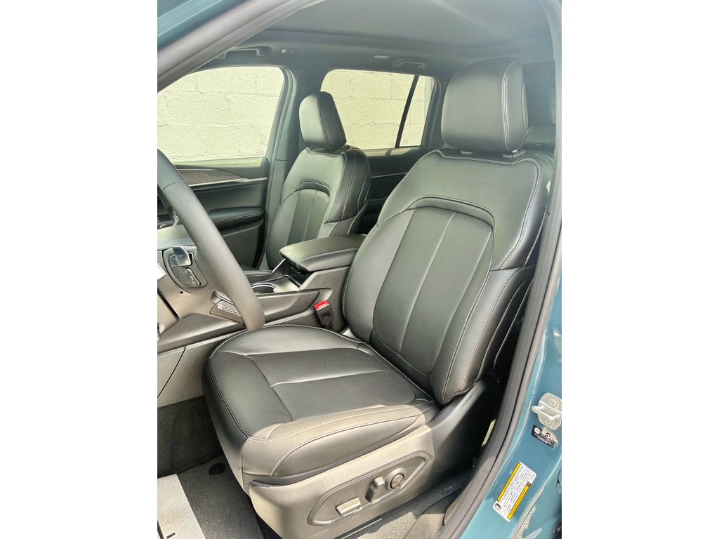 2026 Jeep Grand Cherokee LIMITED RESERVE 4X4