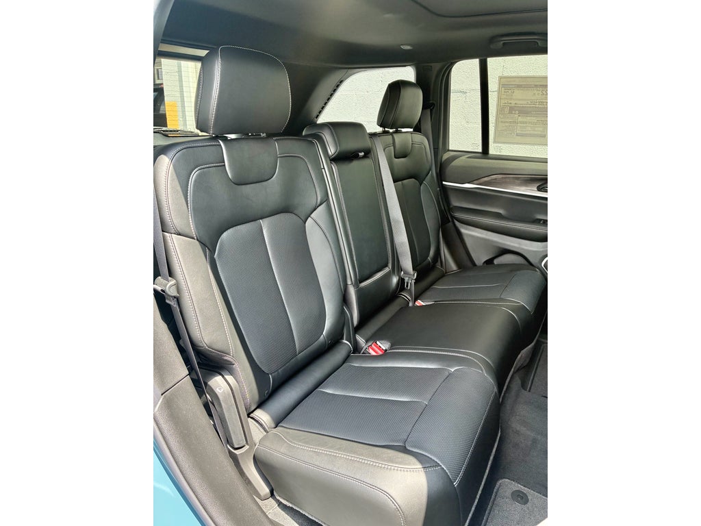 2026 Jeep Grand Cherokee LIMITED RESERVE 4X4