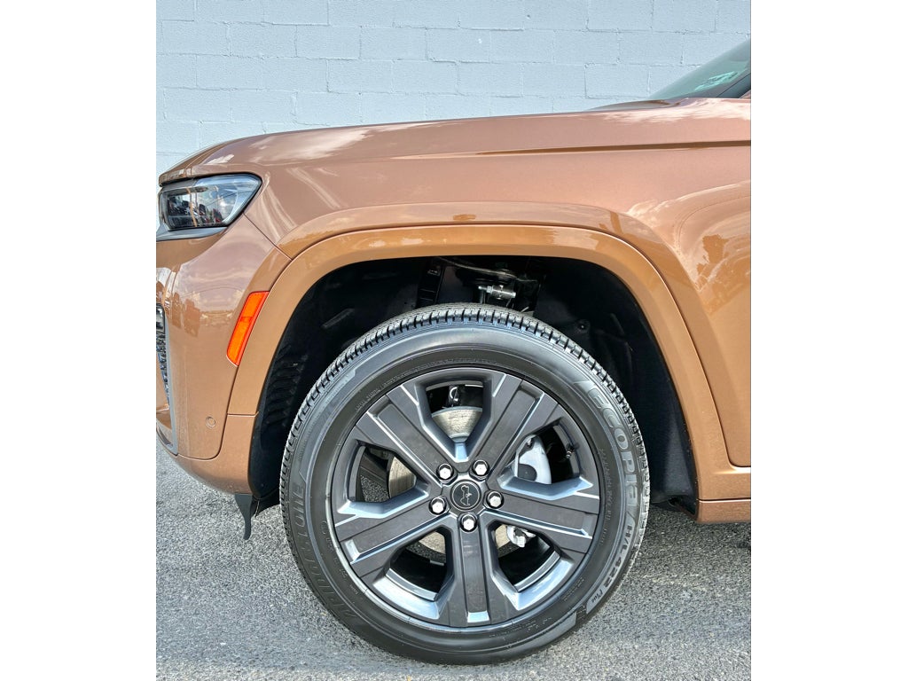 2027 Jeep Grand Cherokee Limited Reserve