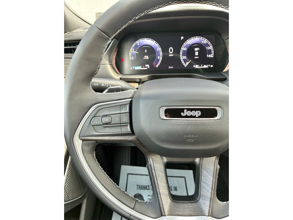 2027 Jeep Grand Cherokee Limited Reserve