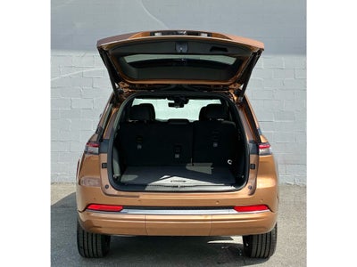 2027 Jeep Grand Cherokee Limited Reserve
