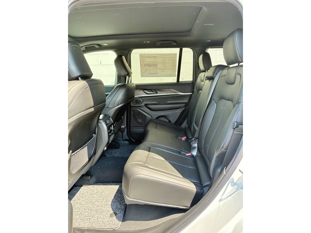 2026 Jeep Grand Cherokee 85TH ANNIVERSARY EDITION 4X4