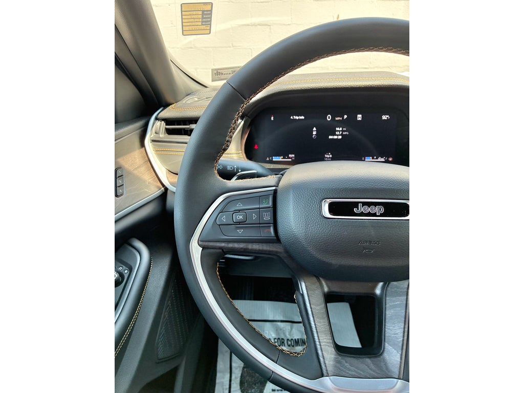 2026 Jeep Grand Cherokee 85TH ANNIVERSARY EDITION 4X4