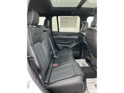 2025 Jeep Grand Cherokee GRAND CHEROKEE OVERLAND 4X4