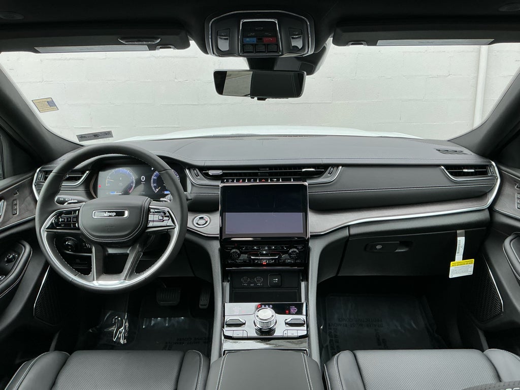 2025 Jeep Grand Cherokee GRAND CHEROKEE OVERLAND 4X4