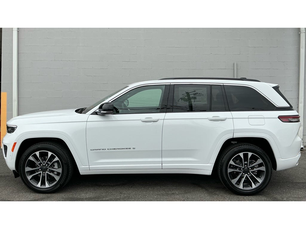2025 Jeep Grand Cherokee GRAND CHEROKEE OVERLAND 4X4