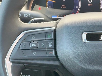 2025 Jeep Grand Cherokee GRAND CHEROKEE L LAREDO X 4X4