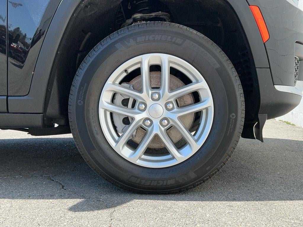 2025 Jeep Grand Cherokee GRAND CHEROKEE L LAREDO X 4X4