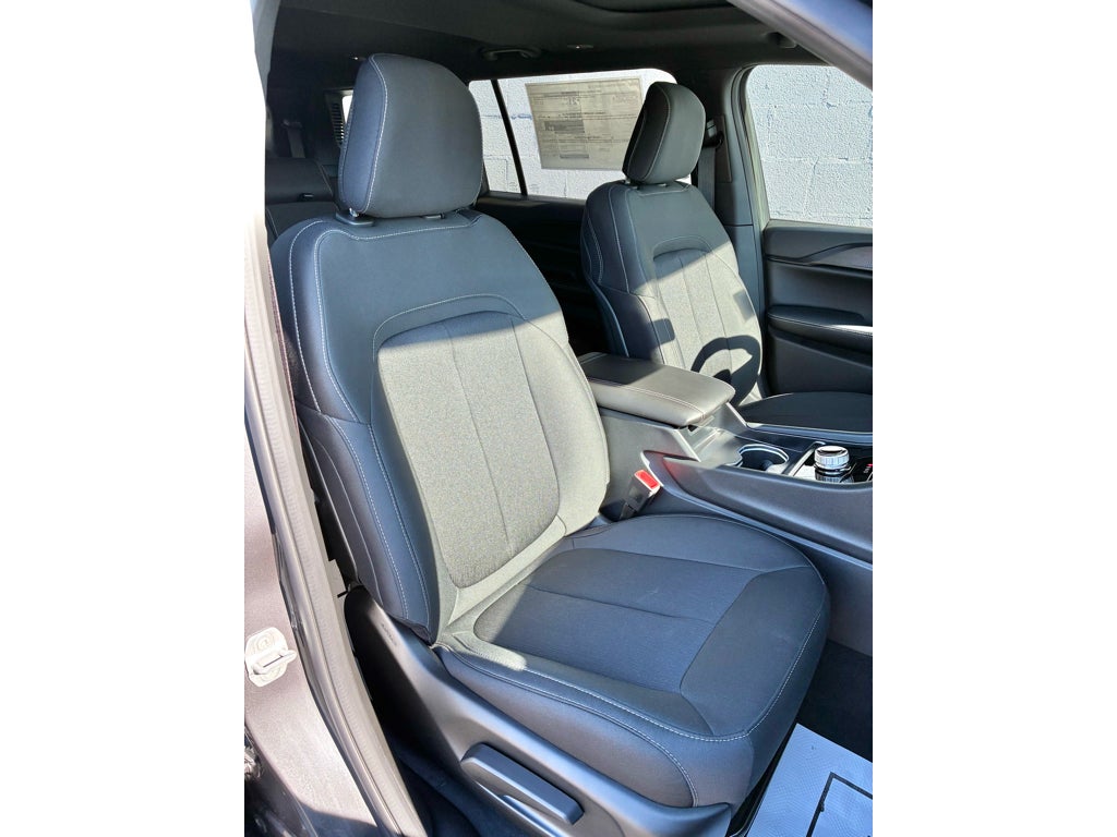 2026 Jeep Grand Cherokee Laredo X