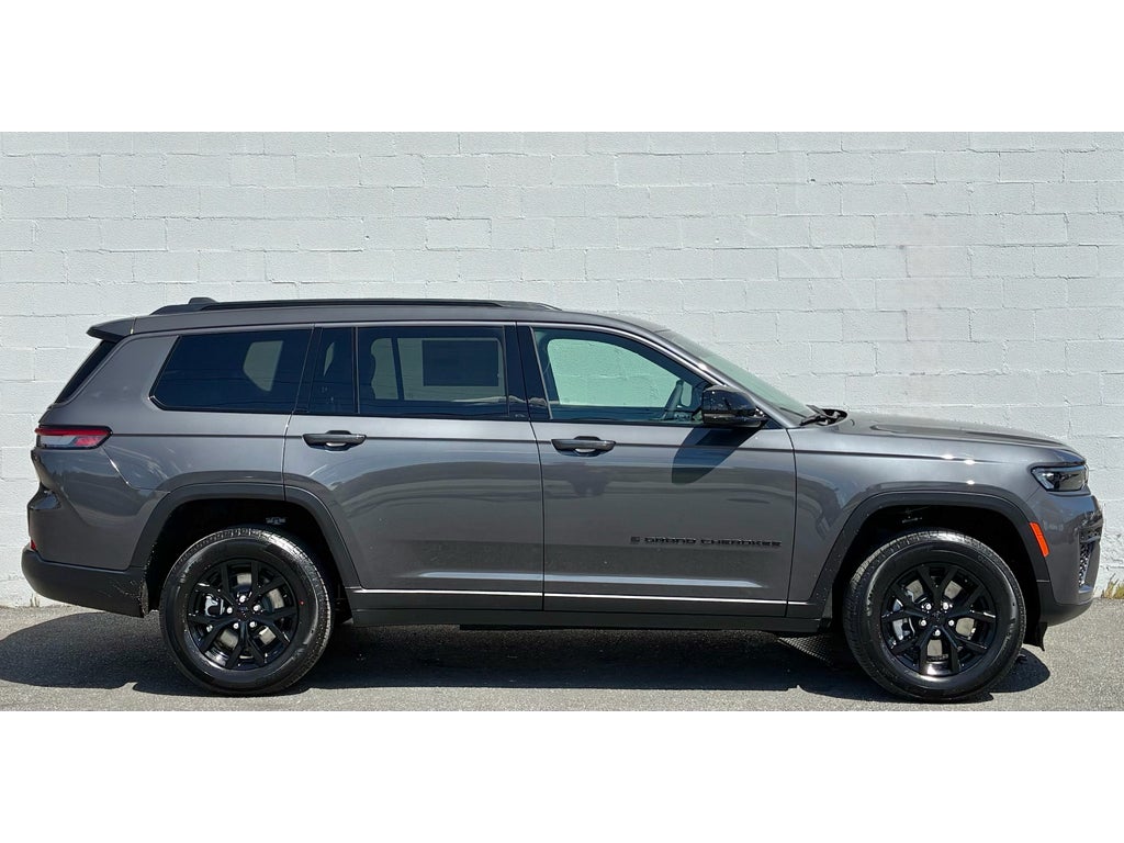 2026 Jeep Grand Cherokee L LAREDO ALTITUDE 4X4