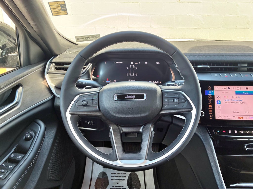 2026 Jeep Grand Cherokee L LAREDO ALTITUDE 4X4