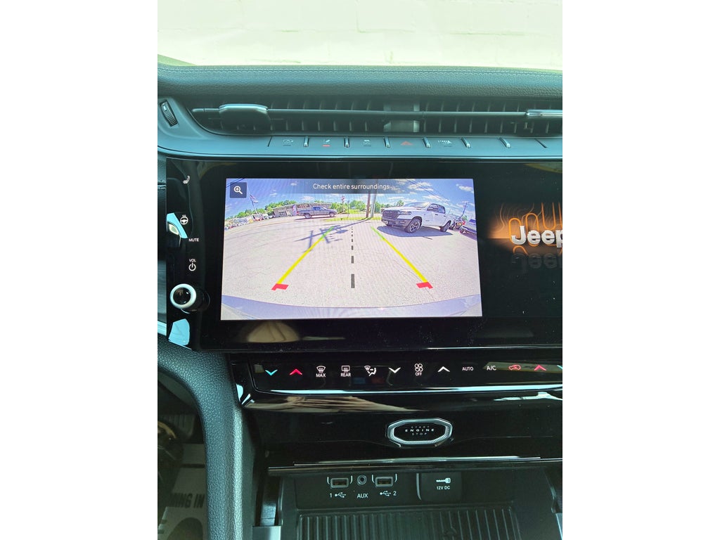 2026 Jeep Grand Cherokee L LAREDO ALTITUDE 4X4