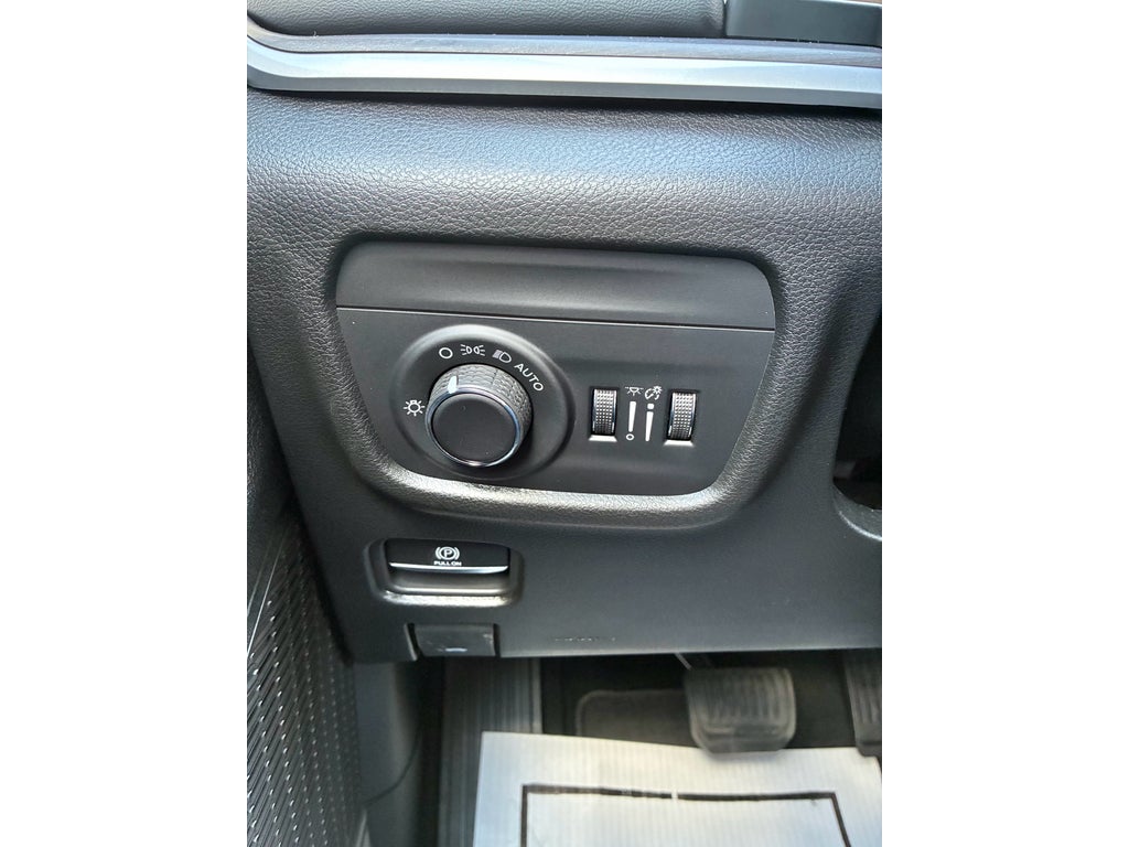 2026 Jeep Grand Cherokee L LAREDO ALTITUDE 4X4