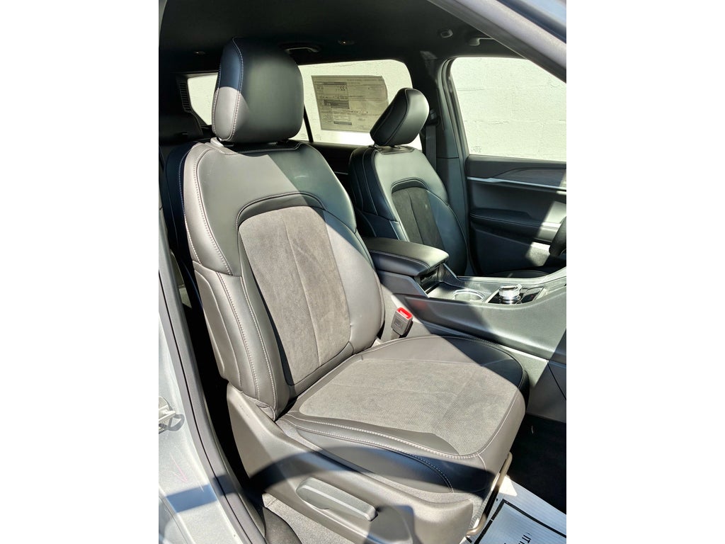 2026 Jeep Grand Cherokee L LAREDO ALTITUDE 4X4