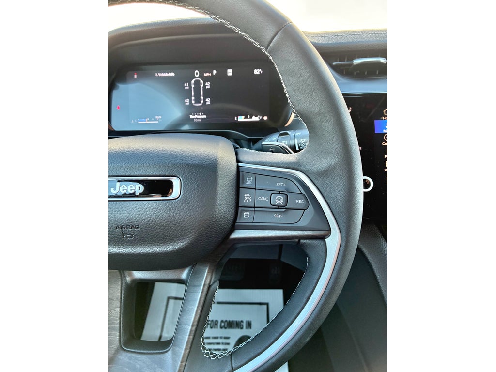 2026 Jeep Grand Cherokee L LAREDO ALTITUDE 4X4