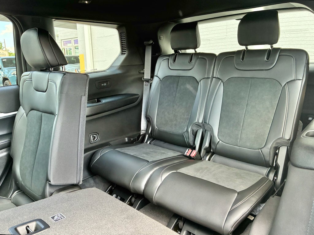 2026 Jeep Grand Cherokee L LAREDO ALTITUDE 4X4