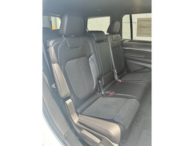 2026 Jeep Grand Cherokee L LAREDO ALTITUDE 4X4