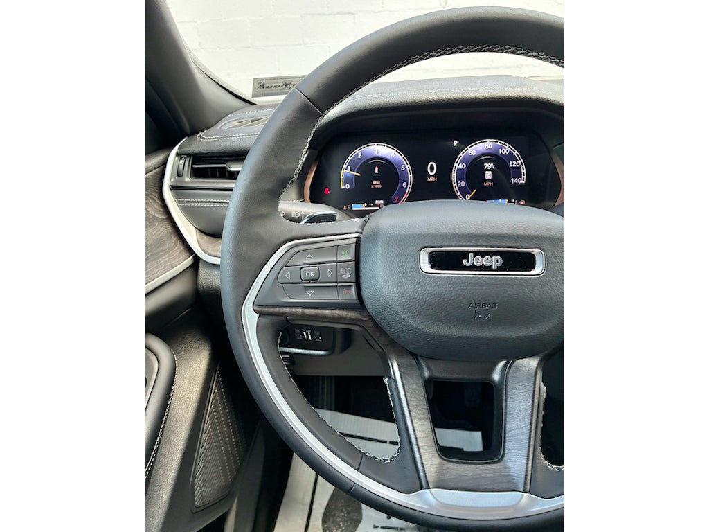 2026 Jeep Grand Cherokee L LAREDO ALTITUDE 4X4