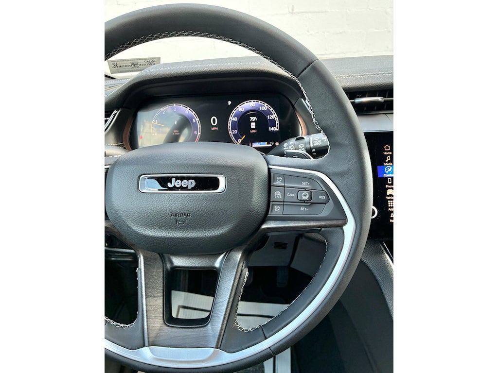 2026 Jeep Grand Cherokee L LAREDO ALTITUDE 4X4