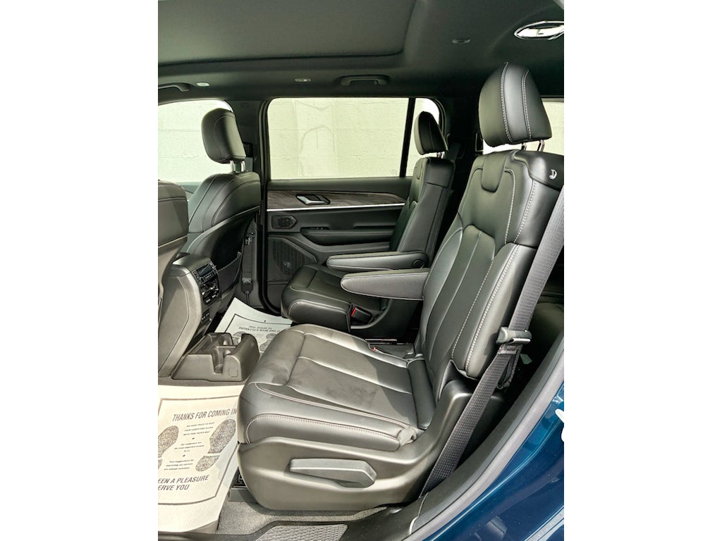 2026 Jeep Grand Cherokee L LIMITED 4X4
