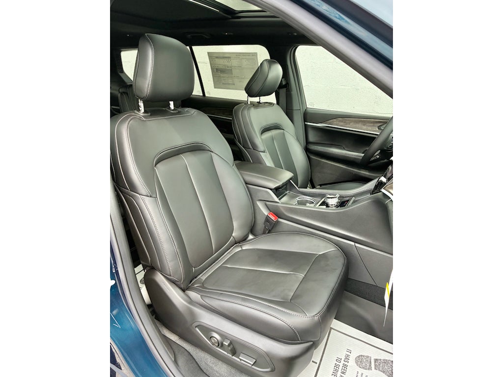2026 Jeep Grand Cherokee L LIMITED 4X4
