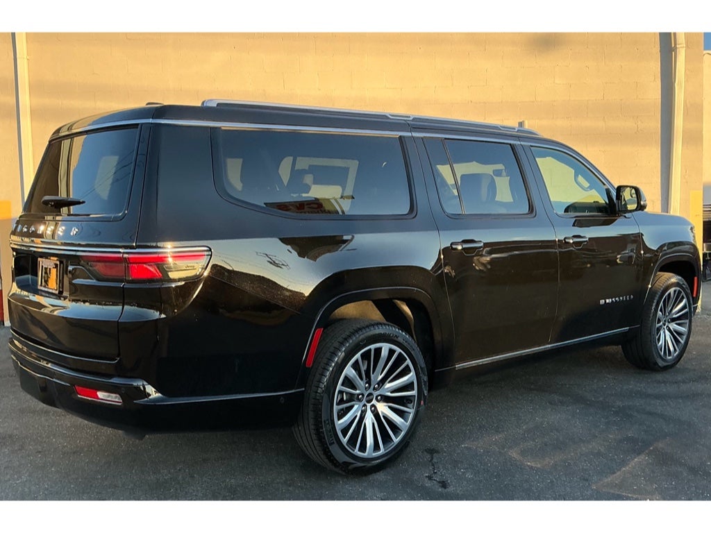 2025 Jeep Wagoneer WAGONEER L LIMITED 4X4