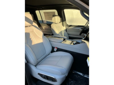 2025 Jeep Wagoneer WAGONEER L LIMITED 4X4