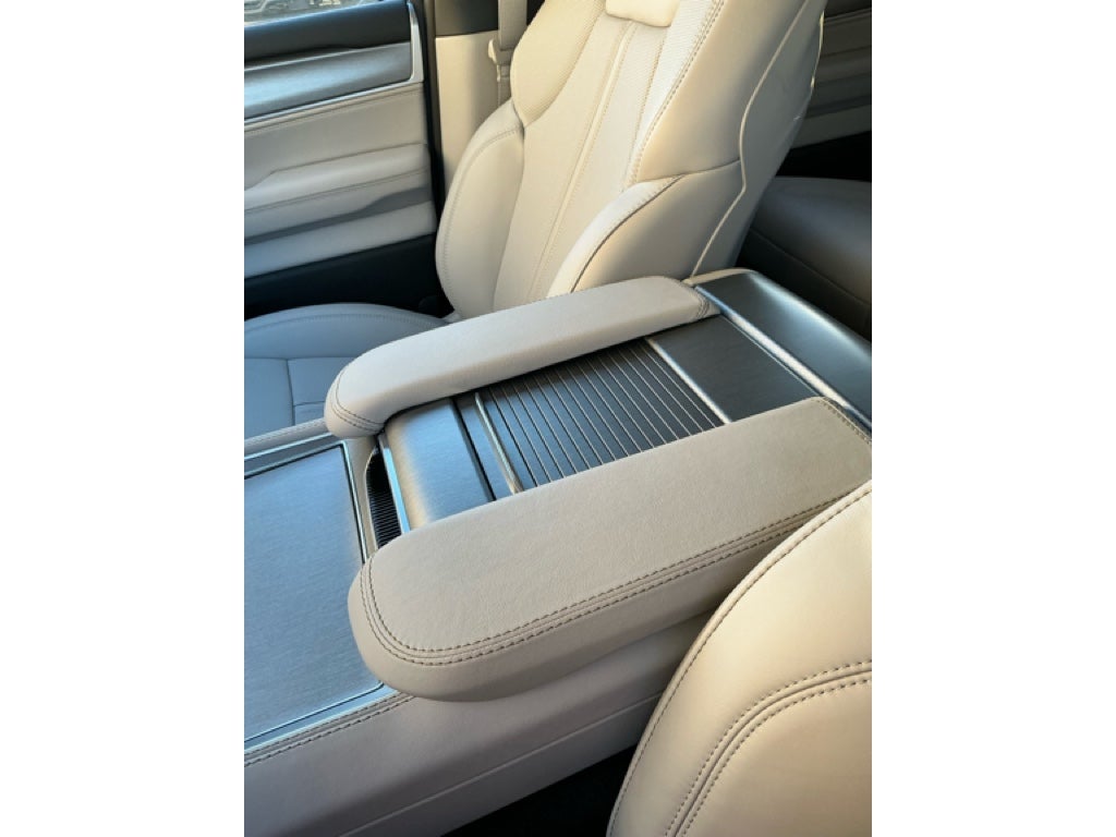 2025 Jeep Wagoneer WAGONEER L LIMITED 4X4