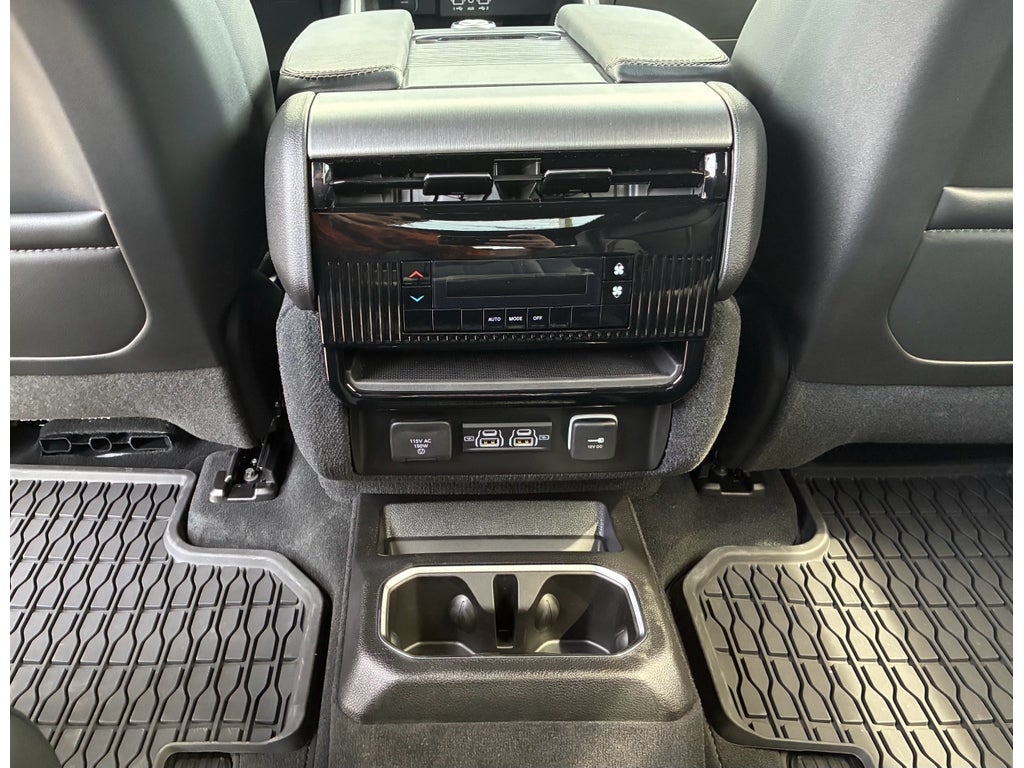 2026 Jeep Grand Wagoneer GRAND WAGONEER UPLAND 4X4