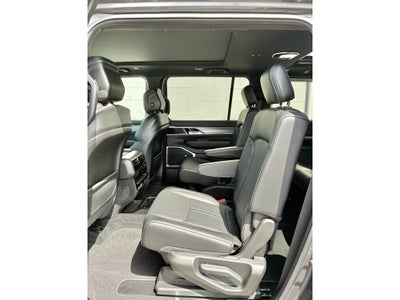 2026 Jeep Grand Wagoneer 4X4