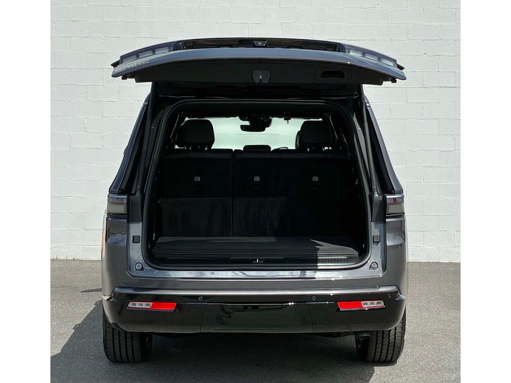 2026 Jeep Grand Wagoneer 4X4