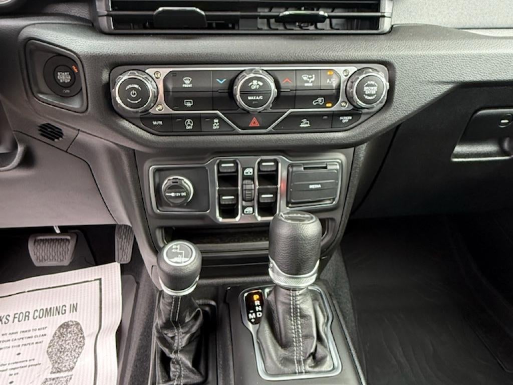 2025 Jeep Gladiator GLADIATOR SPORT 4X4