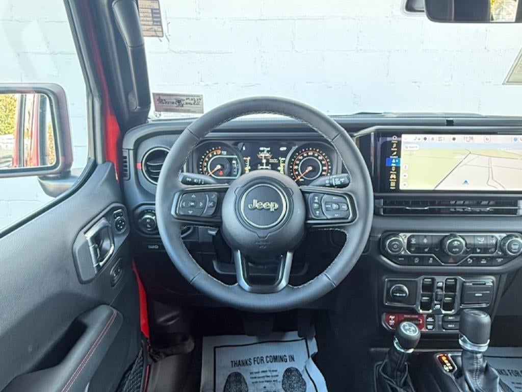 2025 Jeep Gladiator GLADIATOR RUBICON X 4X4