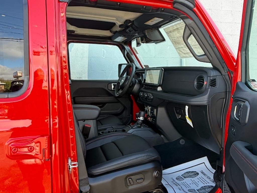 2025 Jeep Gladiator GLADIATOR RUBICON X 4X4