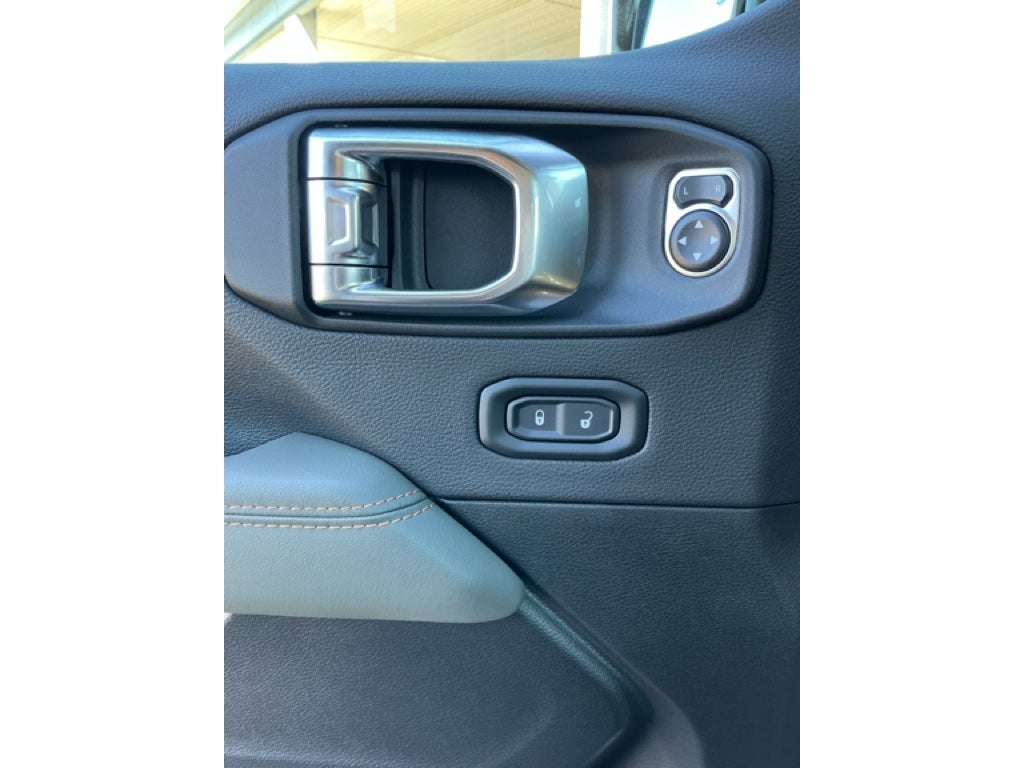 2025 Jeep Gladiator GLADIATOR MOJAVE 4X4