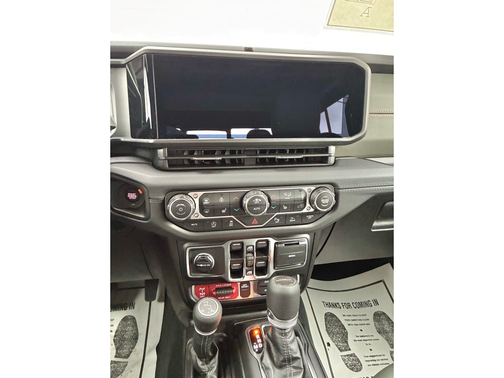 2027 Jeep Gladiator Mojave