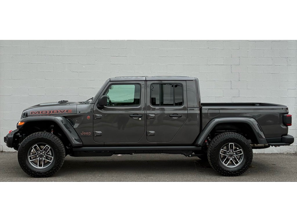 2027 Jeep Gladiator Mojave