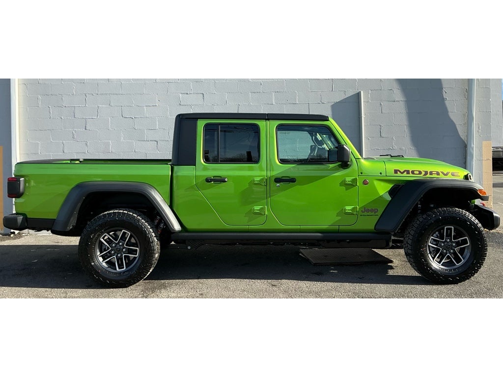 2026 Jeep Gladiator GLADIATOR MOJAVE 4X4