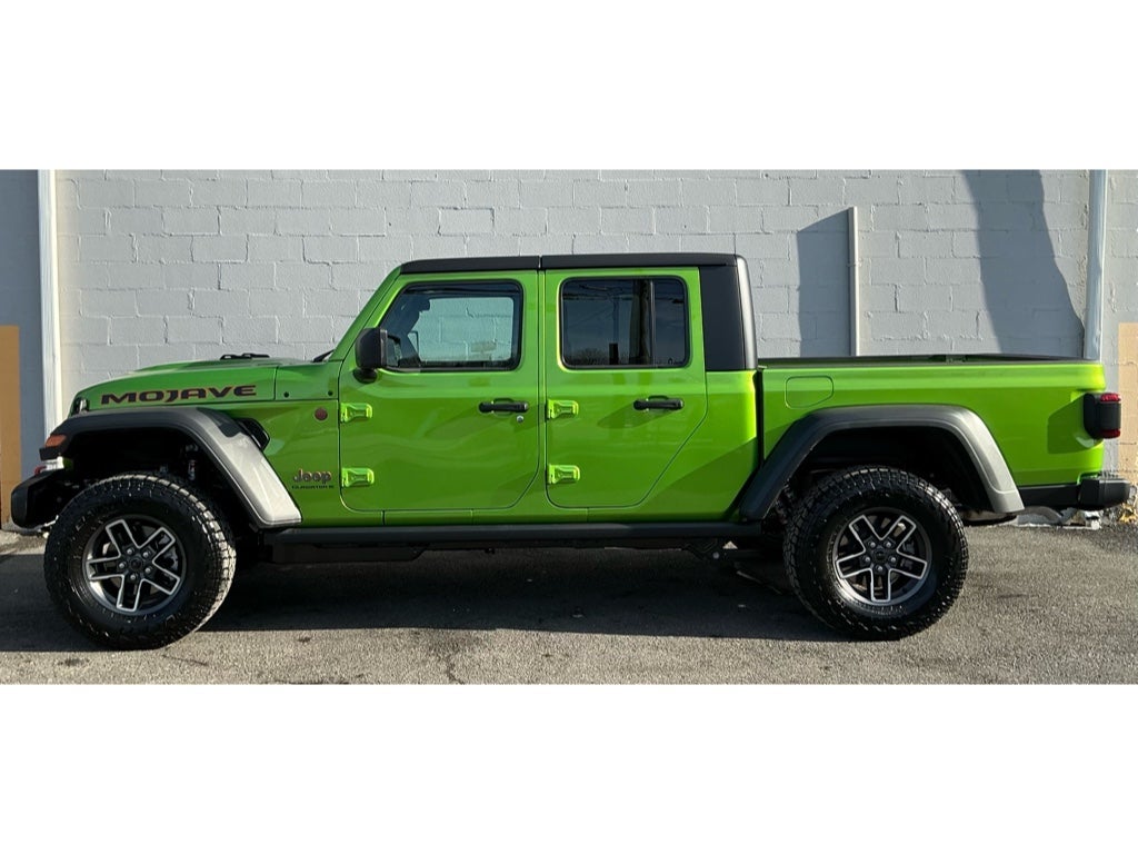2026 Jeep Gladiator GLADIATOR MOJAVE 4X4