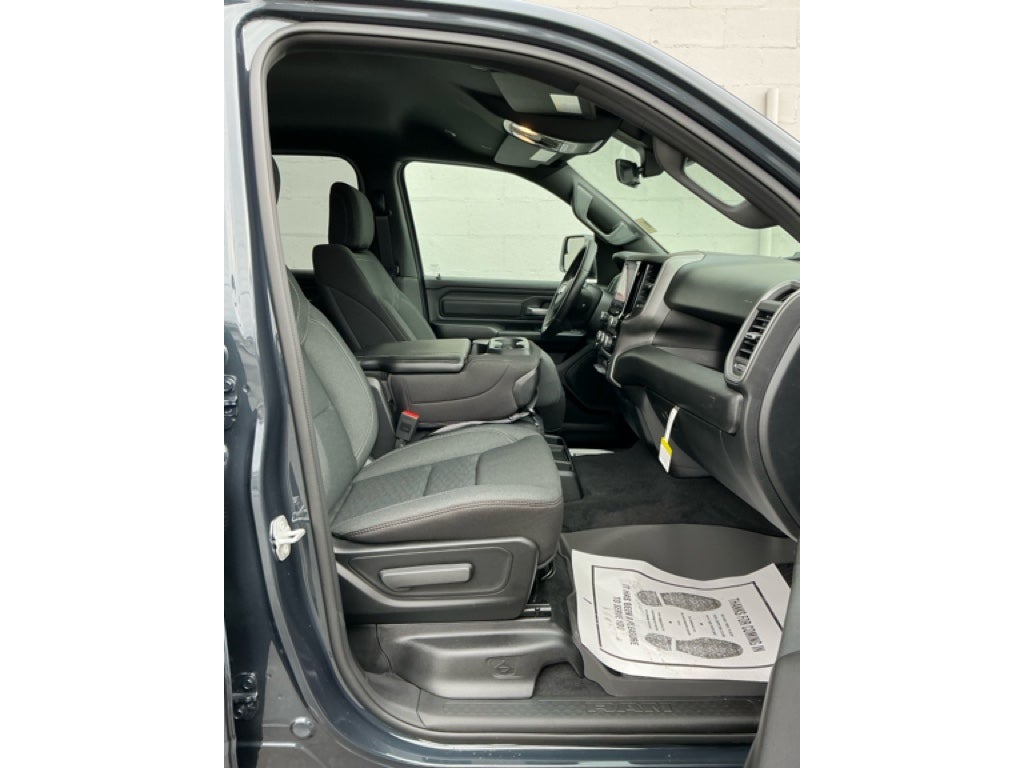 2026 RAM Ram 1500 RAM 1500 WARLOCK CREW CAB 4X4 5'7' BOX