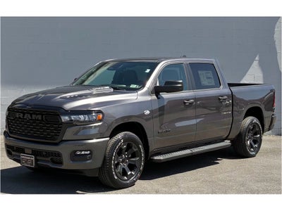 2026 RAM Ram 1500 1500 EXPRESS CREW CAB 4X4 5'7' BOX