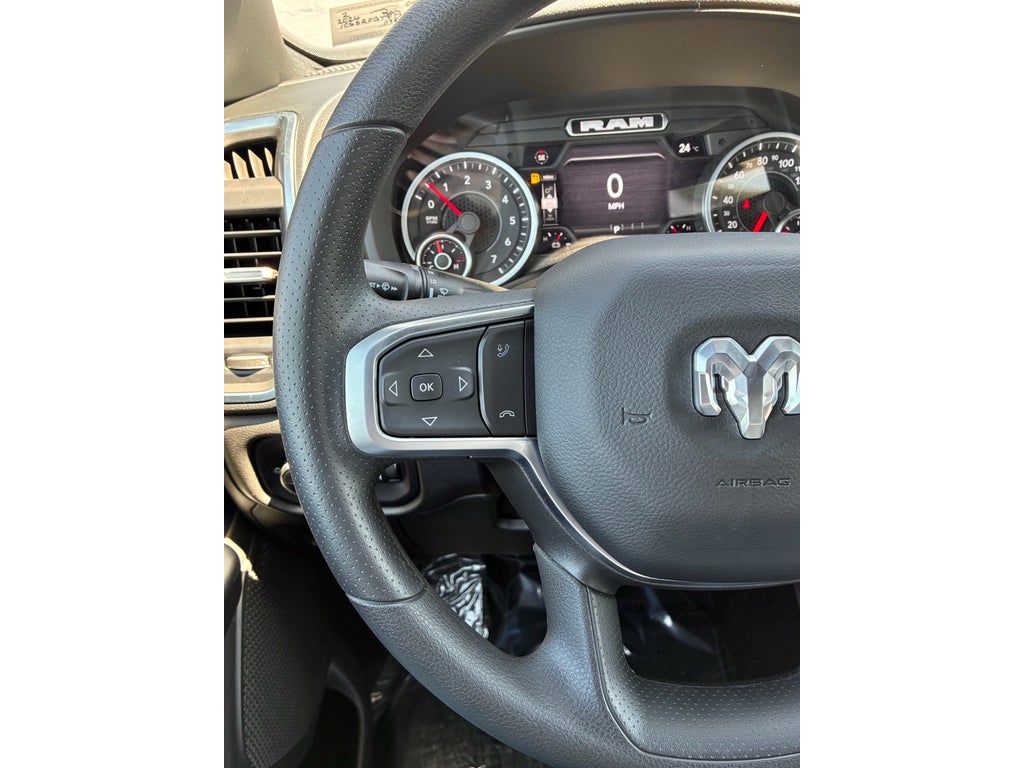 2026 RAM Ram 1500 1500 EXPRESS CREW CAB 4X4 5'7' BOX